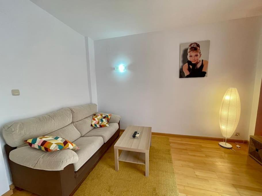 Acogedor Apartamento En Zaragoza Exterior photo